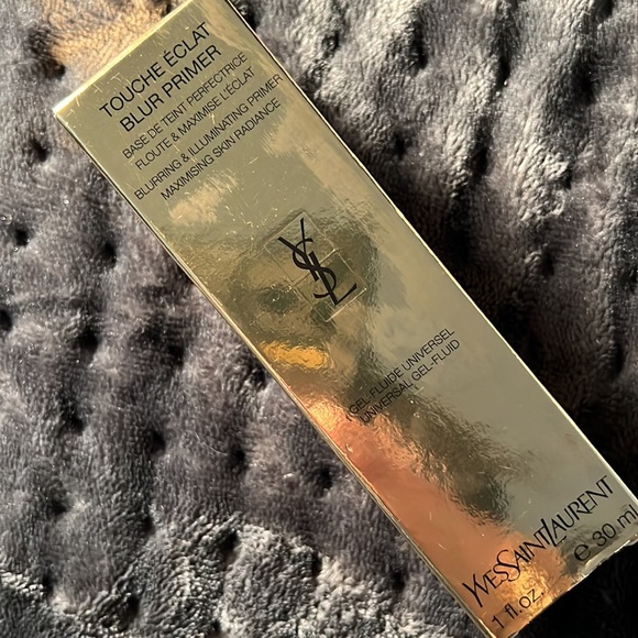 Yves Saint Laurent
Touche Eclat Blur Face Primer NEW - Picture 4 of 4